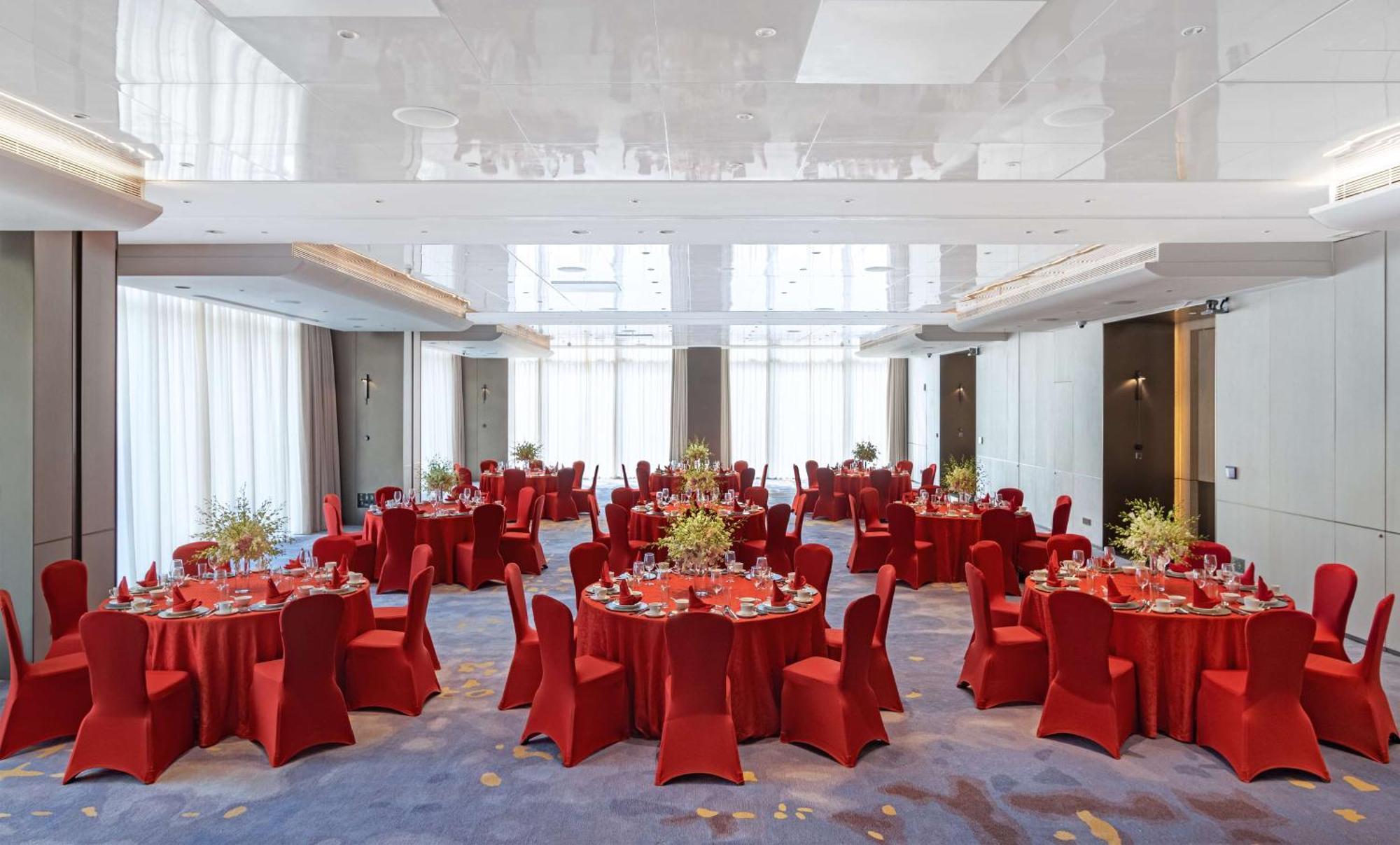 Hilton World Exhibition & Convention Center - Only 5 Minutes' Walk To Wecc 5* 深セン市