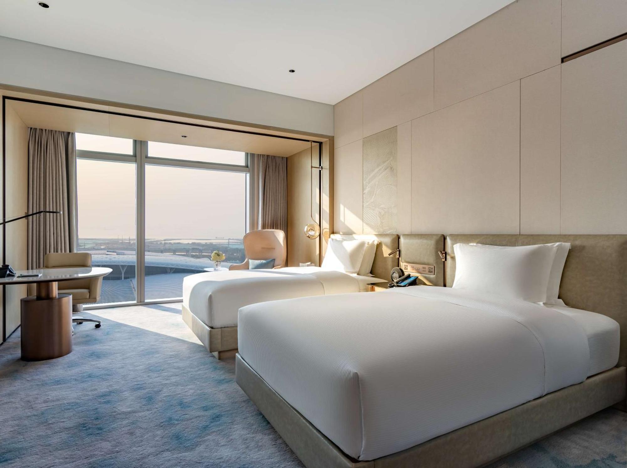 ホテル Hilton World Exhibition & Convention Center - Only 5 Minutes' Walk To Wecc 深セン市