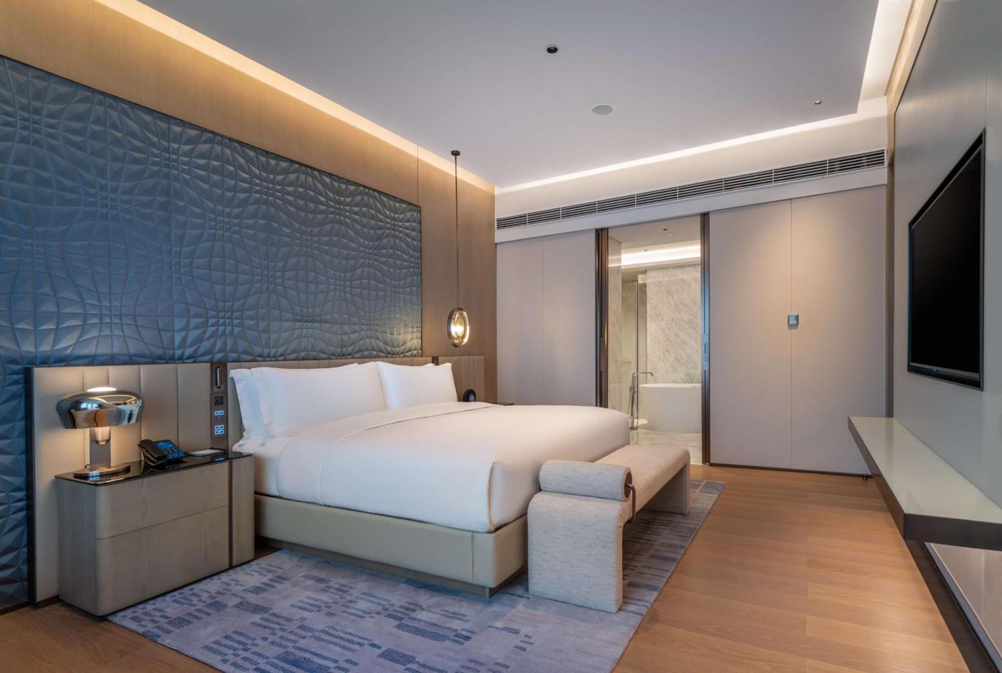 ホテル Hilton World Exhibition & Convention Center - Only 5 Minutes' Walk To Wecc