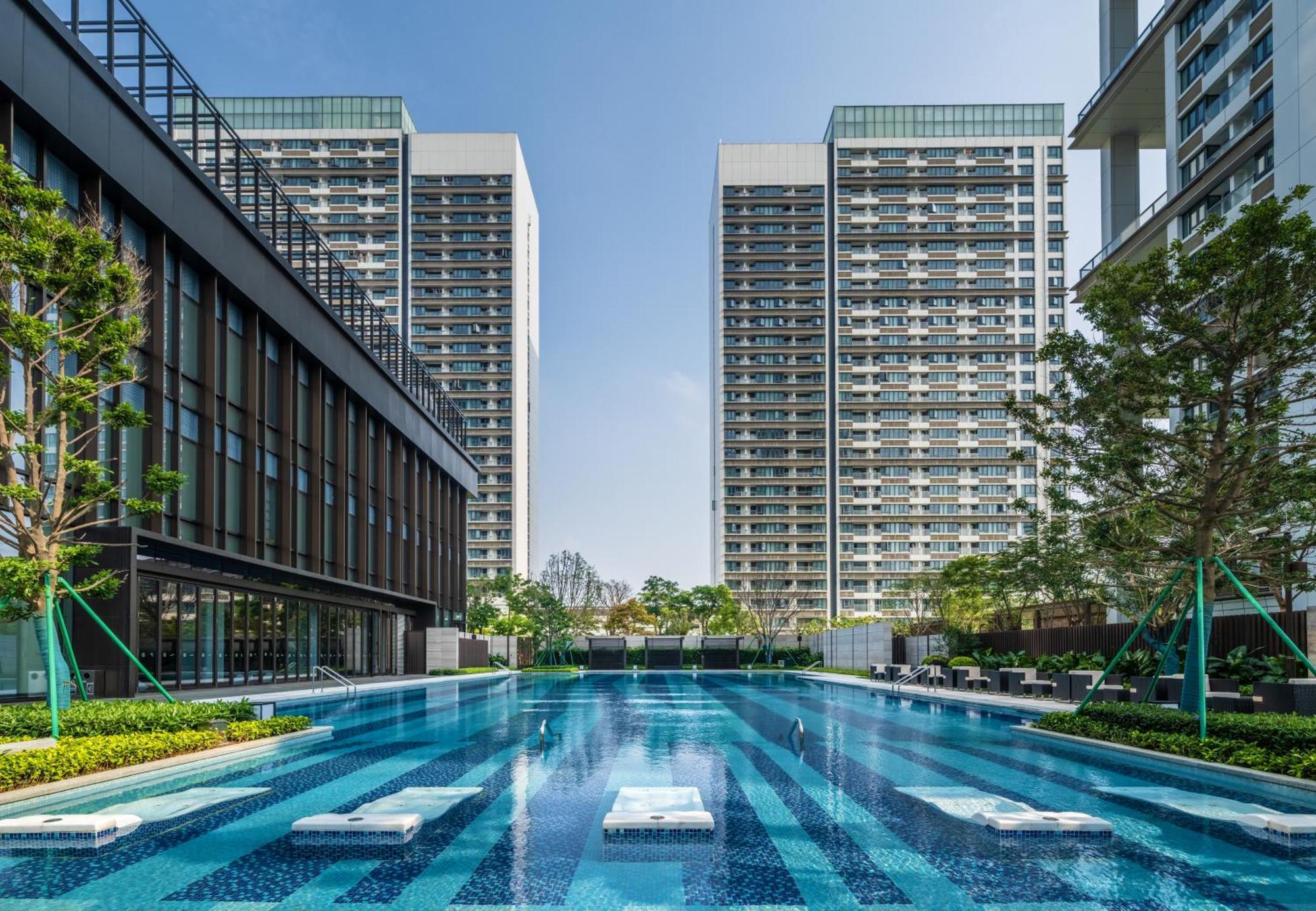 Hilton World Exhibition & Convention Center - Only 5 Minutes' Walk To Wecc ホテル 深セン市